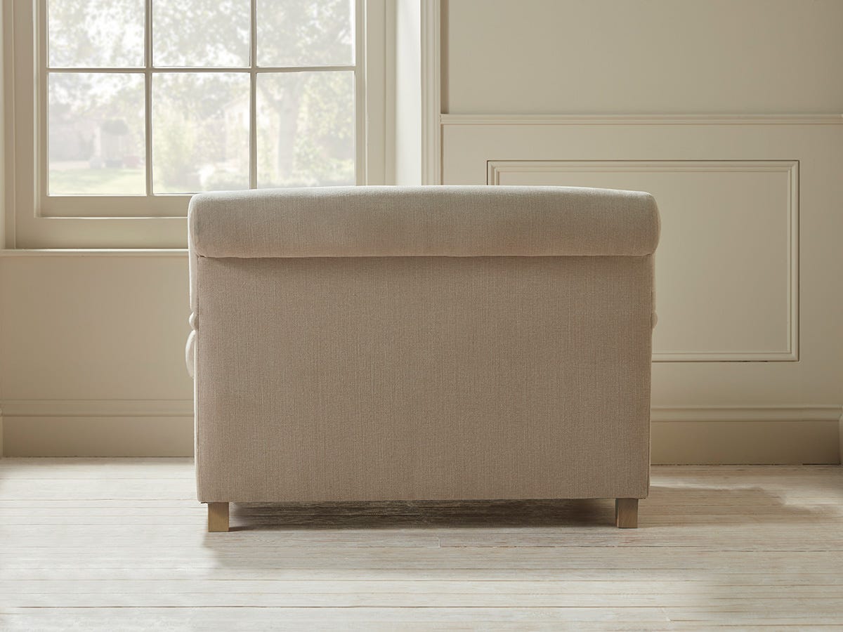 Emiko Loveseat