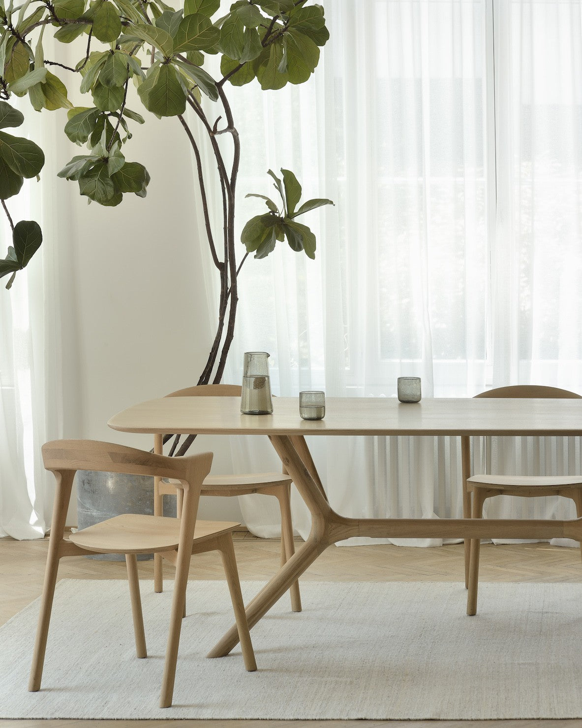 Hexa Dining Table